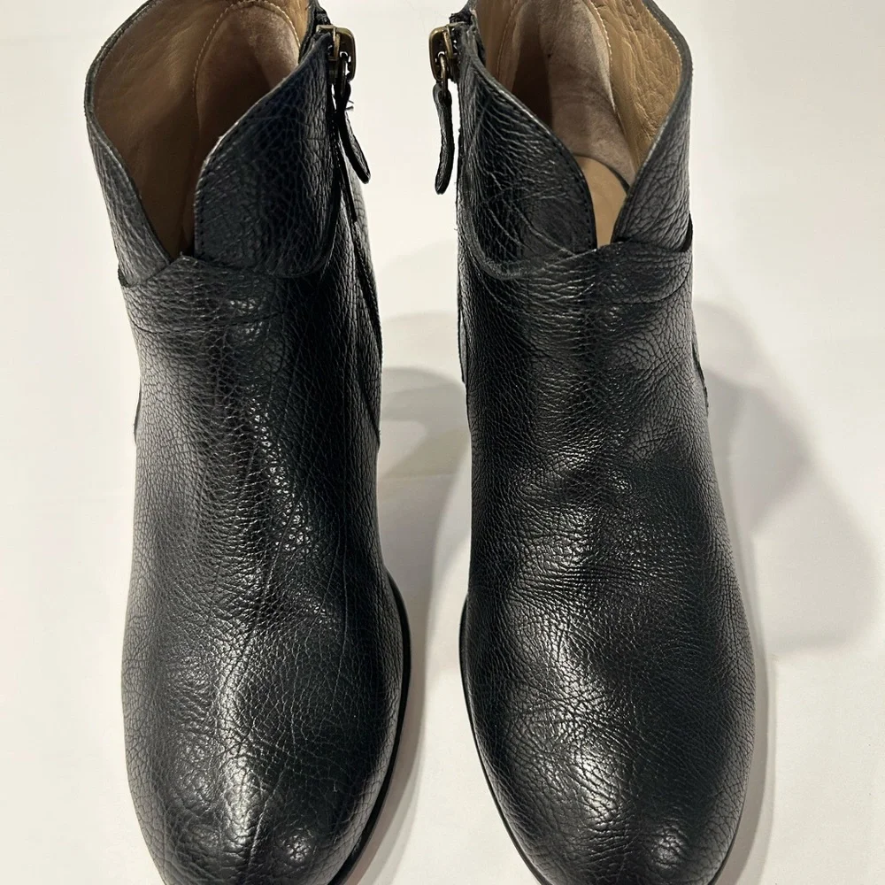 Anyi Lu Black Leather Ankle Booties Dressy Heeled 37.5 Made in Italy‎